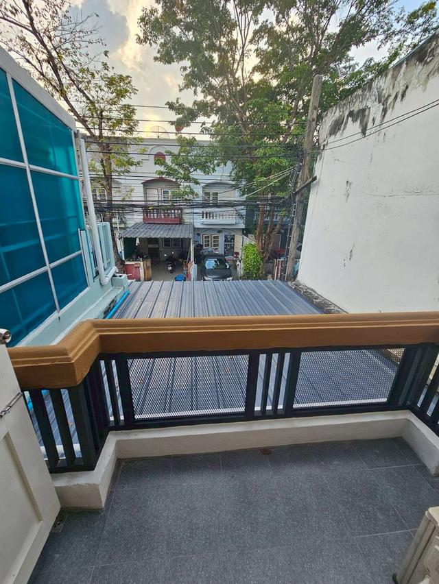 ขายทาวน์เฮาส์ 2 ชั้น หมู่บ้านปรีชา 8 บ้านรีโนเวทใหม่พร้อมอยู่ ราคาดีมาก (N.1936) 14