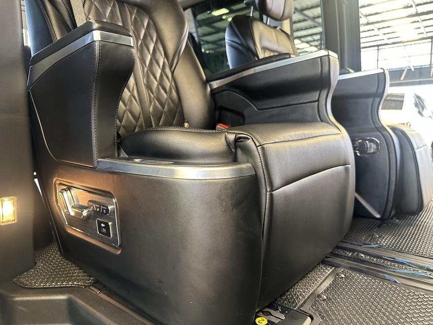 HYUNDAI STARIA 2.2 SEL จดทะเบียนปี 2022 รูปที่ 17