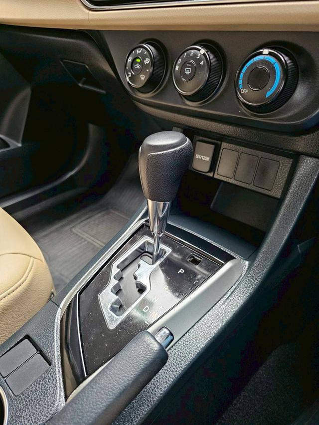 TOYOTA COROLLA, ALTIS 1.6 E CNG ปี 14 AT 13