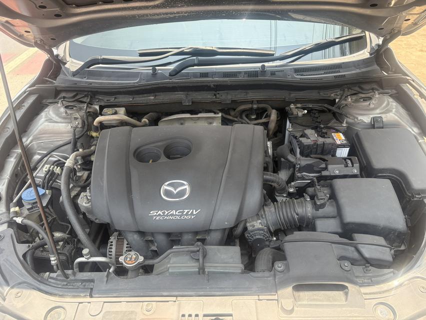 รถยนต์ MAZDA 3 2.0 ปี 2016 รูปที่ 8