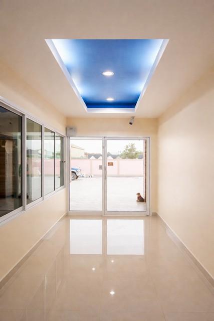 รร.ปลวกแดง 260ม. ให้เช่าอพาร์ทเมนท์ 66ห้อง รพ. ปลวกแดง 300ม. อำเภอ 380ม.ที่ดิน 1 ไร่ 400 ตร.ว. 2800ตรม. อาคารห้องพัก พร้ 7