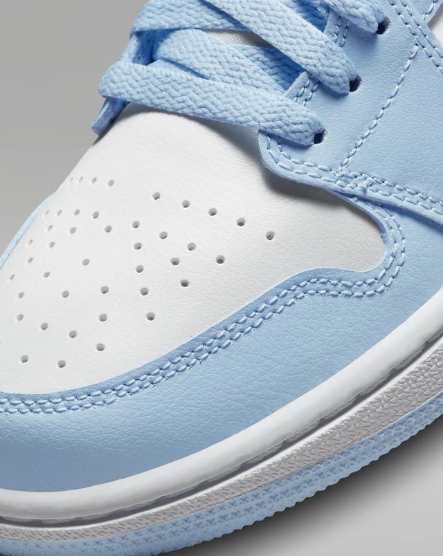 รองเท้า Nike Air Jordan 1 Low  6