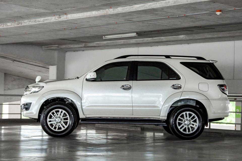 TOYOTA FORTUNER 3.0 V 2WD 2012SUV 7 ที่นั่ง เครื่อง 3000 VNT แรง ทน ซ่อมง่าย รูปที่ 4