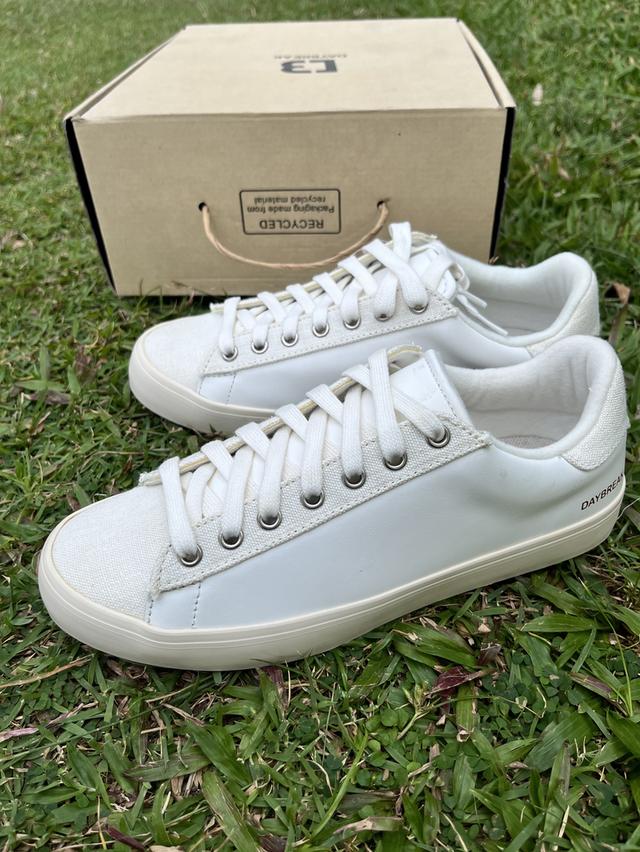 DAYBREAKรองเท้าผ้าใบกัญชง