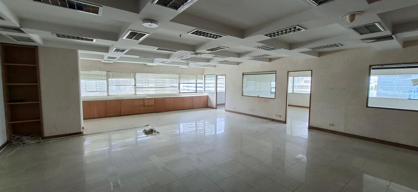 ขายสำนักงาน ตึกซีทีไอ ทาวเวอร์ 341 ตรม. ชั้น12   ใกล้ BTS อโศก MRT สุขุมวิท 5