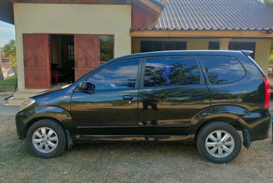 ขาย Toyota Avanza 2