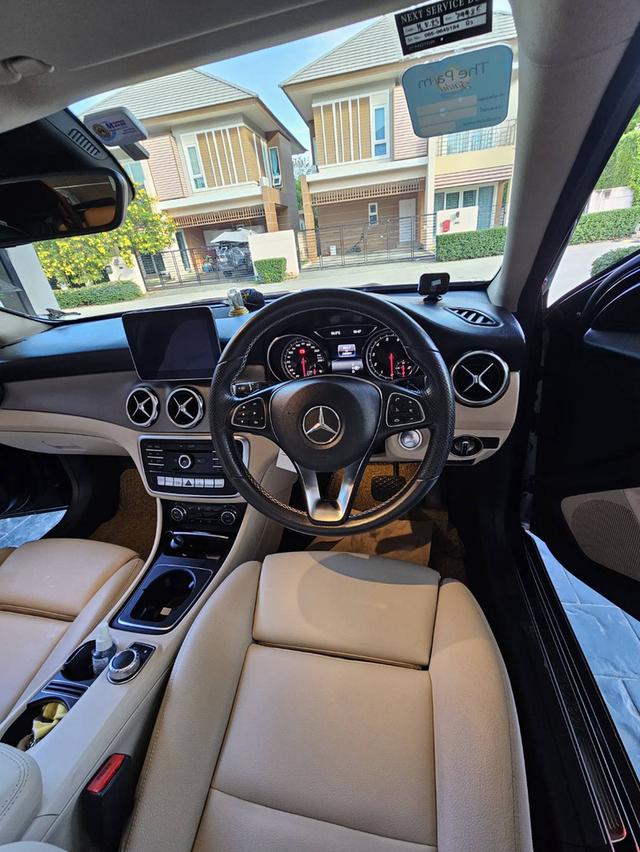 ขายรถยนต์ GLA200 ปี 19 ราคาดีสุด