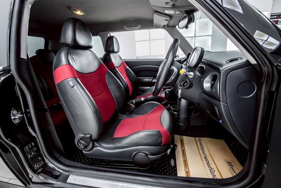 MINI COOPER 1.6 RHD COUPE (R50) 2006 11