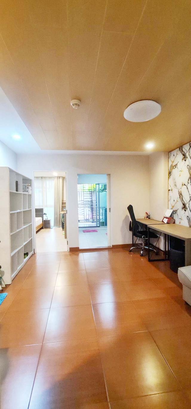 ให้เช่าคอนโด เดอะนิซซิตี้ ลาดพร้าว130 ใกล้เดอะมอลบางกะปิ,แมคโคร,สถานีรถไฟฟ้าMRT สถานีลาดพร้าว10,ตลาดสด ตึก B ชั้น1 แบบ 1 นอน 1 น้ำ 1 ครัวปิด วิวส 2