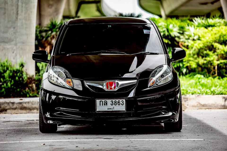Honda Brio 1.2V ท๊อปสุด ปี 2012 เกียร์ออโต้ สีดำ