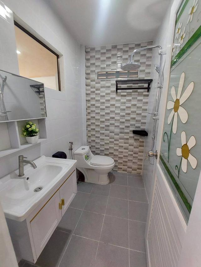 หมู่บ้านอมรพันธ์ เลียบวารี 11