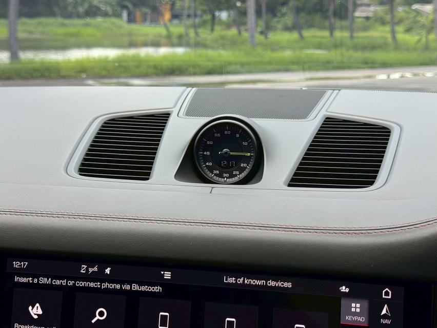 Porsche Cayenne e-hybrid Coupe ปี 2020 ไมล์ 33,xxx km 13