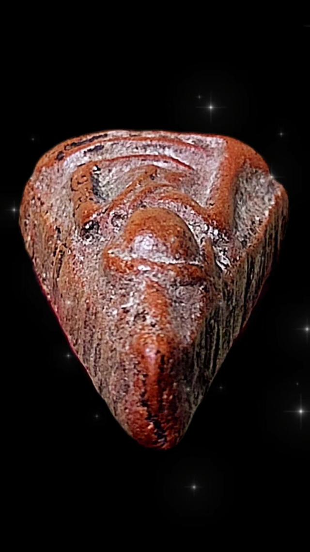 พระสมเด็จ นางพญา พิมพ์ เข่าโค้ง รูปที่ 7