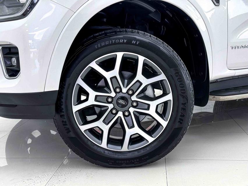 FORD EVEREST 2.0 BI-TURBO TITANIUM PLUS ปี2023 สีขาว รูปที่ 18