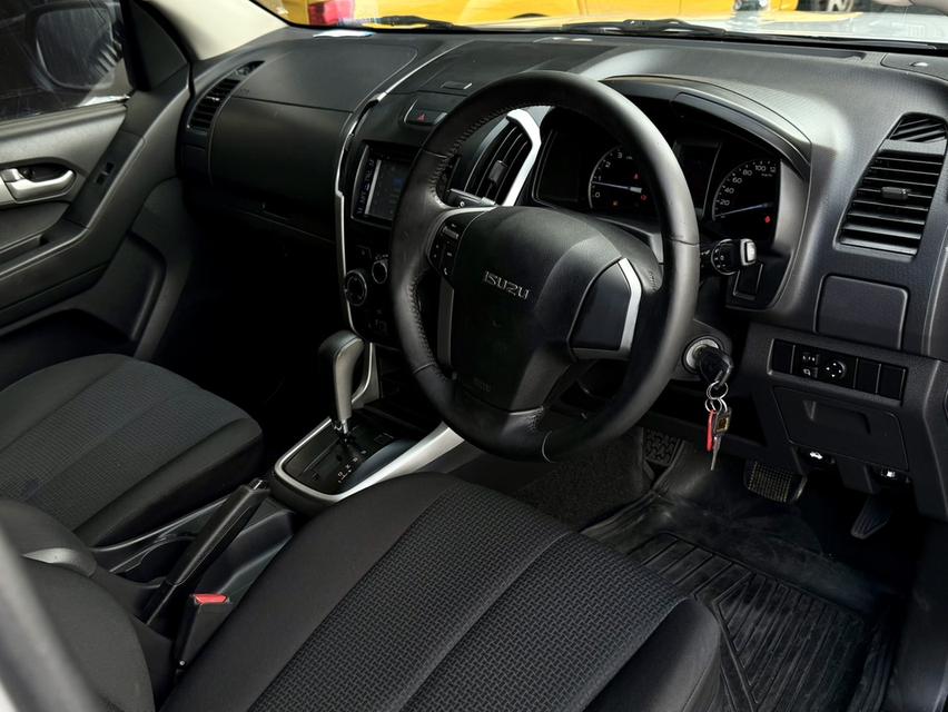 Isuzu D-Max Hi-Lander Cab Auto 2.5 VGS Z สีเทา ปี 2013 เกียร์ออโต้ 10