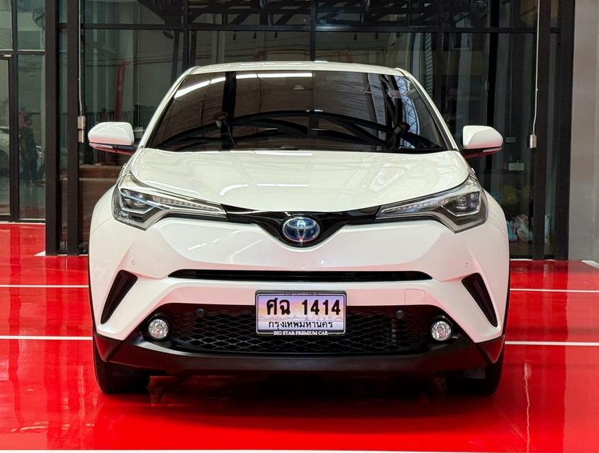 2019 TOYOTA CHR HV HI รถมือเดียวออกป้ายแดง รถวิ่งน้อย เข้าศูนย์ตามระยะ รถไม่เคยมีอุบัติเหตุครับ รูปที่ 7