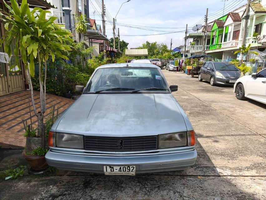 รถเก๋ง เปอร์โยรุ่น 305 ปี1995 10