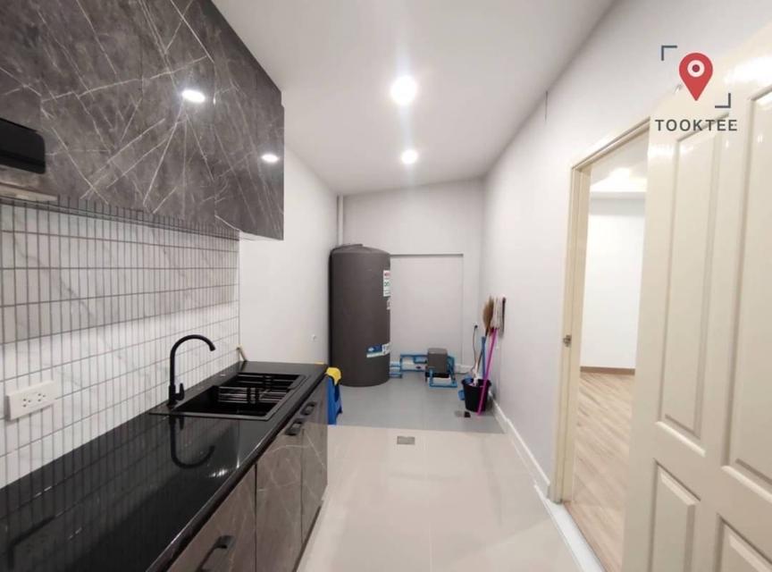 “ขายทาวน์โฮม พฤกษาทาวน์ เพชรเกษม 81 ใกล้ MRT หลักสอง บ้านสวย พร้อมอยู่ 17.2 ตร.ว. ต่อเติมหน้าบ้าน โรงจอด ครัวบิ้วอินครบ 6