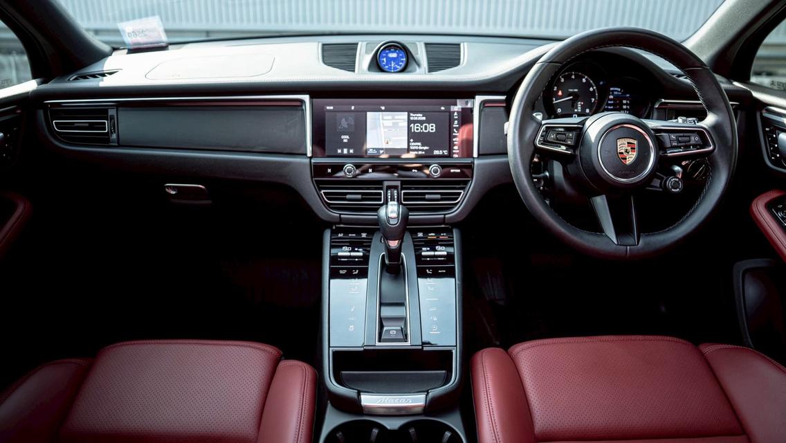 Porsche Macan 2023 Full Option !!! คันนี้กด Option มาเกือบล้าน รถศูนย์ AAS เลขไมล์แท้เพียง 5,000 กม. เท่านั้น รูปที่ 11