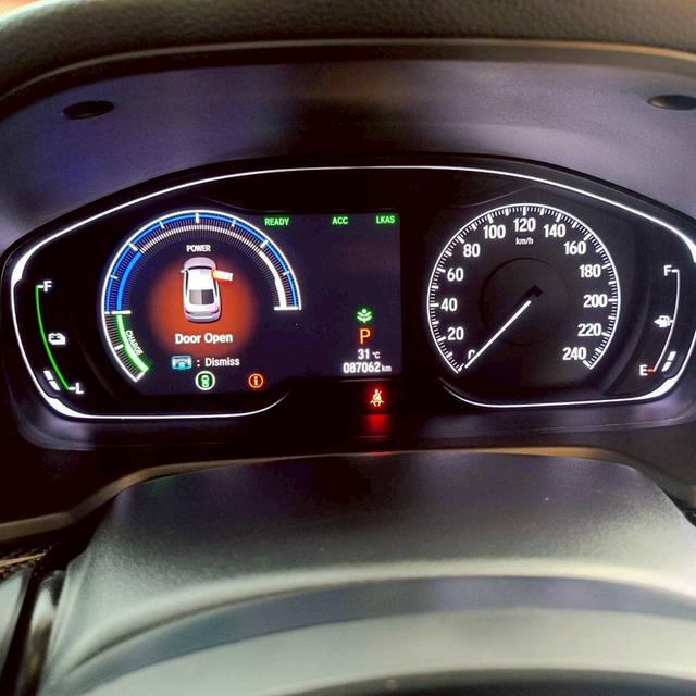 HONDA ACCORD 2.0 HYBRID TECH TOP 2021 ทั้งหรู ทั้งหล่อ ใส่ของแต่งมาเป็นแสน คุ้มๆ 16