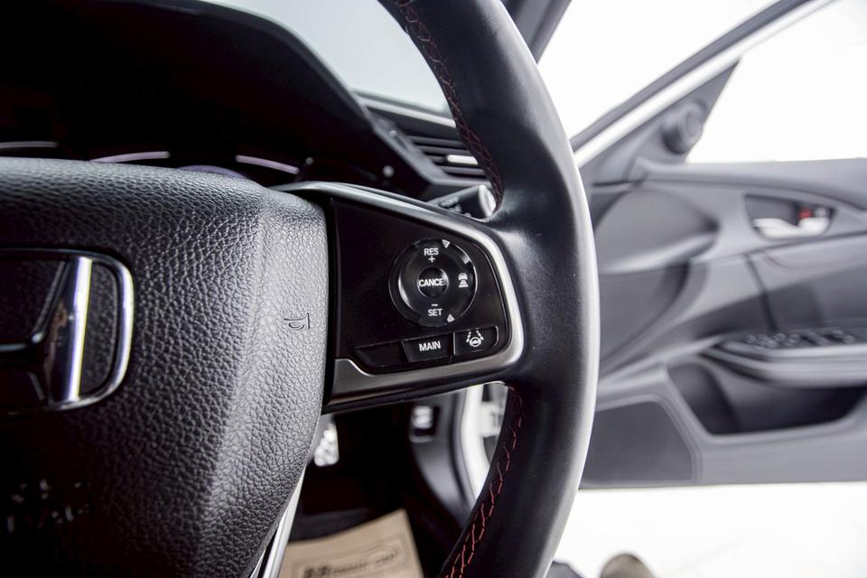 รหัสรถ 1D820 FK 1.5 HATCHBACK RS 2020 10
