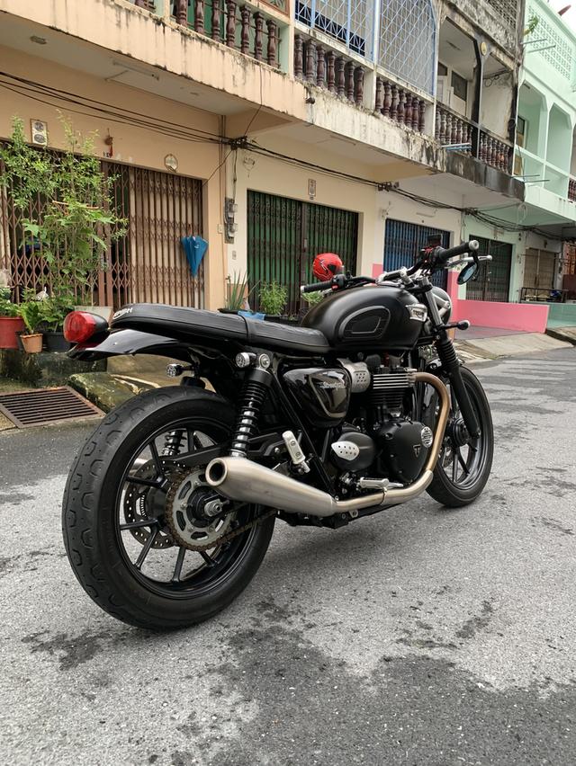 StreetTwin ปี 2018
