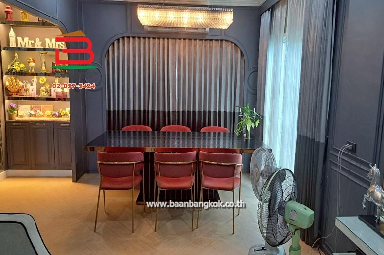 บ้านเดี่ยว หมู่บ้าน โกลเด้น นีโอ2 ลาดพร้าว-เกษตรนวมินทร์ เนื้อที่ 41.5 ตรว. ถนนรามอินทรา แขวงคลองกุ่ม เขตบึงกุ่ม กรุงเทพ 3