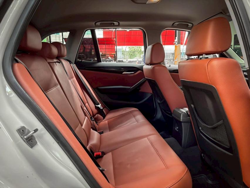 BMW X1 2.0 E84 sDRIVE 18i ปี2013 รถบ้านแท้ ออพชั่นเต็มคัน ใช้งานน้อย 11