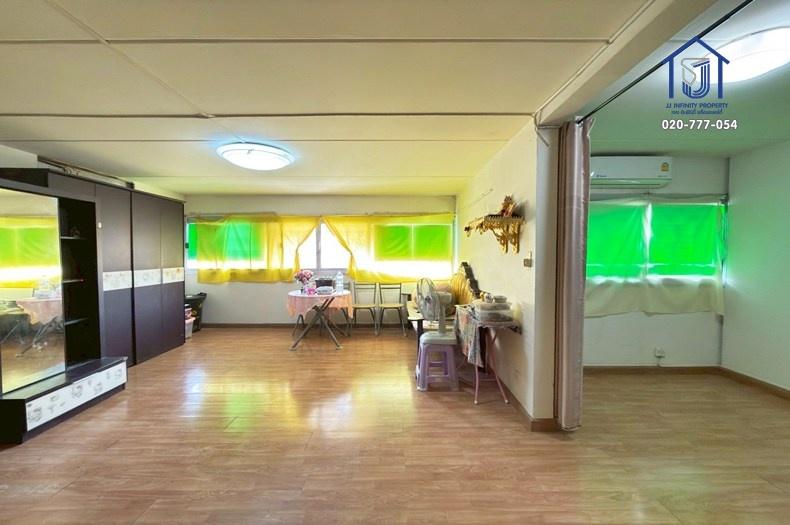 คอนโดมิเนียม 5