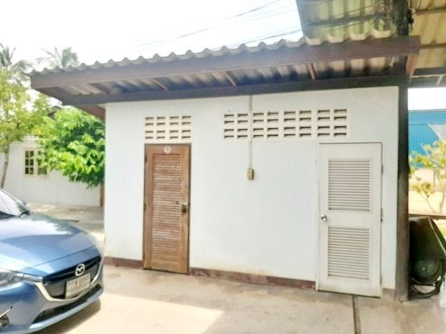 สามพราน นครปฐม ตกแต่งพร้อม วัดสว่างอารมณ์ ใกล้โลตัส บิ๊กซี ให้เช่าคฤหาสน์ 2หลัง 2ไร่ 1 1,400ตรม. 6นอน 3น้ำ 4-6จอดรถ 6แอร 5