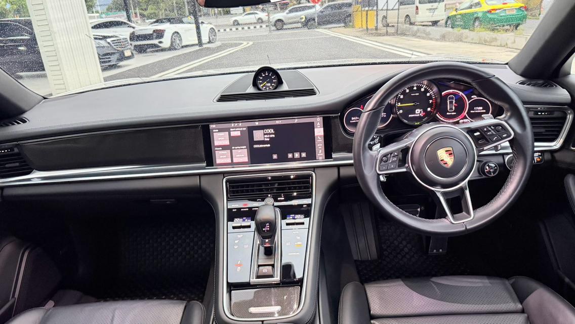 PORSCHE PANAMERA 2.9 E-HYBRID 2019 เป็นตัว 5 ประตู สี Crayon รูปย่อยที่ 3