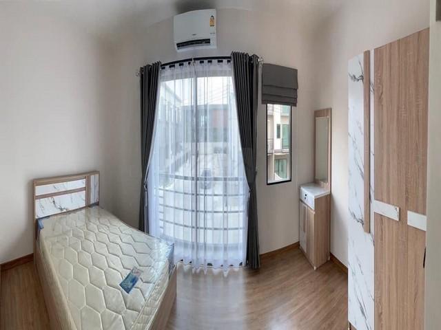 ขายทาวน์โฮม 3 ชั้นหลังมุม 38.50 ตรว. โครงการบ้านกลางเมือง ศรีนครินทร์ - อ่อนนุช ใกล้ซีคอนสแควร์ ใกล้รถไฟฟ้าสายสีเหลือง