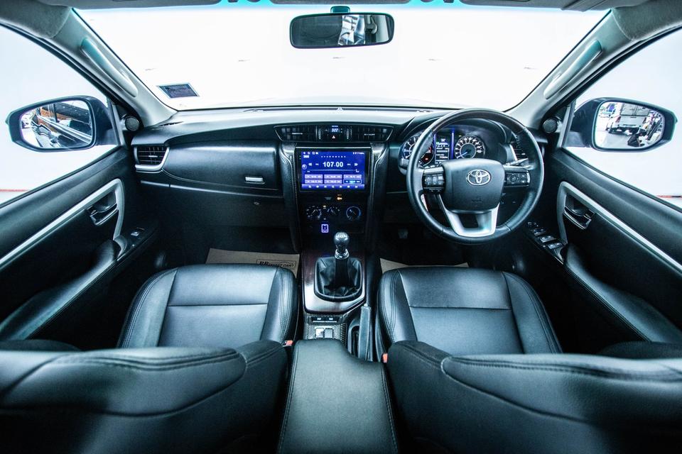 TOYOTA FORTUNER 2.4 G ปี 2017 รูปที่ 8