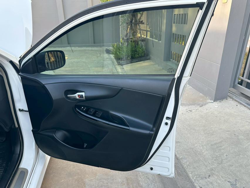 Toyota Altis 1.8TRD ปี 2013 รูปที่ 12