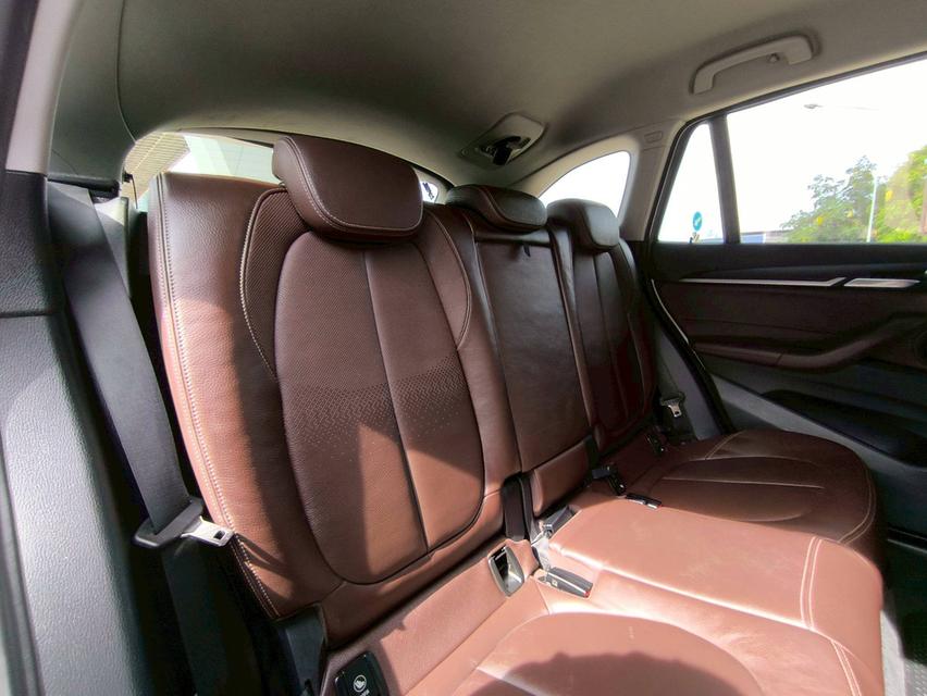 รถเข้าใหม่! BMW X1 sDrive18d X-Line 2019 สีขาว 11