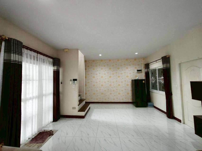 🏡⭐ ให้เช่าด่วน! ทาวน์โฮม 2 ชั้น (หลังมุม หน้ากว้าง 9 ม. ทิศใต้ ฮวงจุ้ยดี) เฟอร์/เครื่องใช้ไฟฟ้าใหม่เกือบทั้งหมด! 💥 7