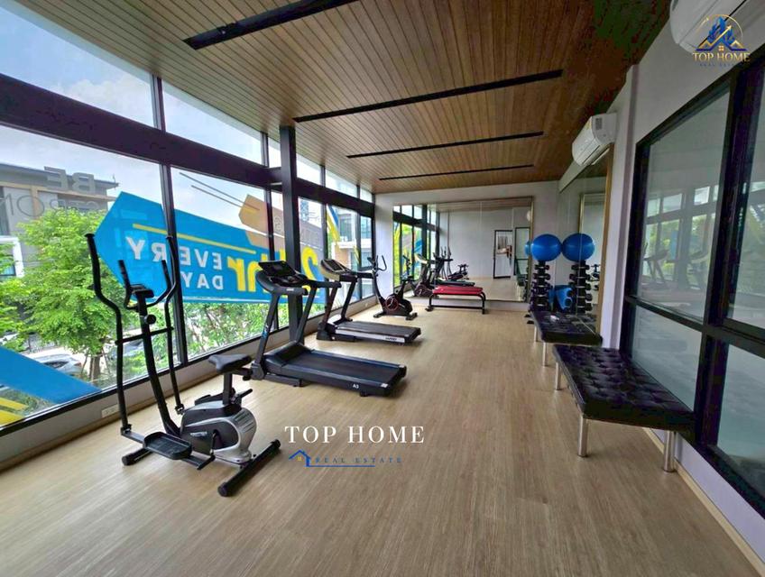 ขายด่วน❗️ทาวน์โฮม 4 ชั้น พรีเมียม เพลส (Premium Place พหลโยธิน-รามอินทรา) 2