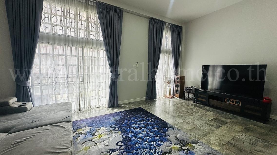 ทาวน์โฮม 3 ชั้น 45 ตร.วา ซอยรามคำแหง 65 (ลาดพร้าว 122 มหาดไทย) พร้อมอยู่ 16