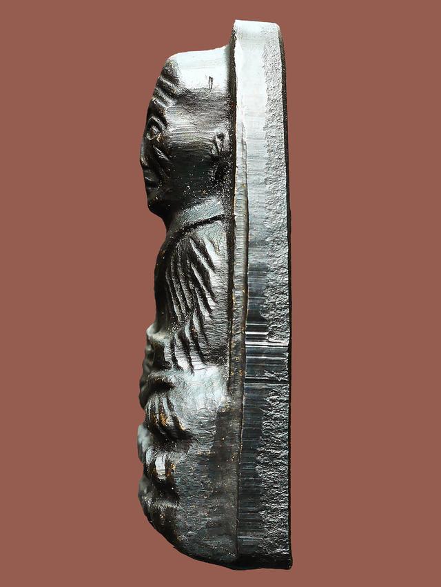 พระหลวงปู่ทวดเตารีด วัดช้างให้ หลังหนังสือเล็ก บล็อค ท. เก่า เดิมๆ 3