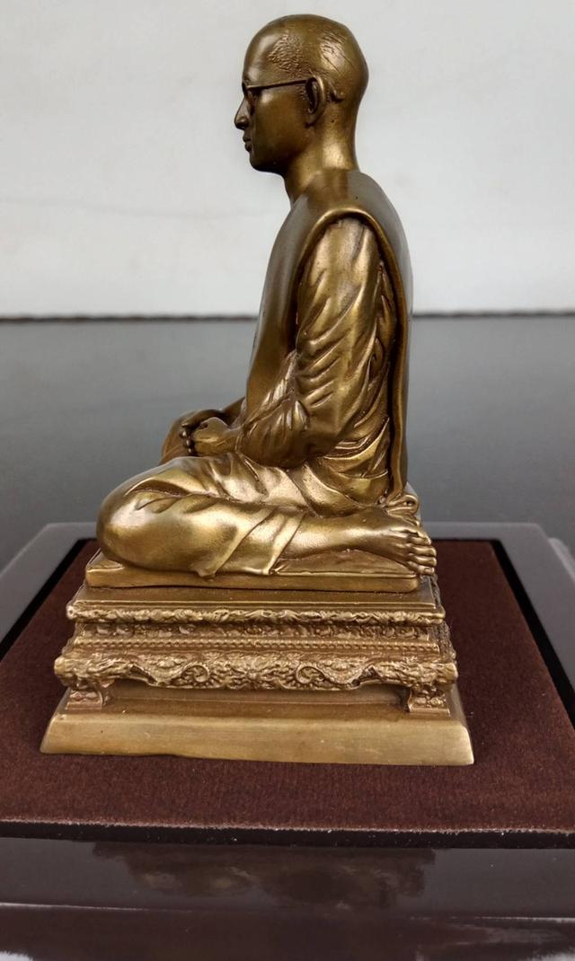 658.พระบรมรูปในหลวงทรงผนวช พลังแผ่นดิน ปี 2554 รูปที่ 6