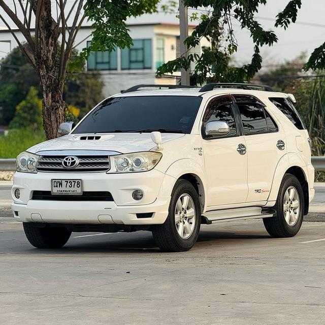 รหัสรถ 12AT7378 TOYOTA FORTUNER 3.0 V 4WD TRD Sportivo | ปี : 2009