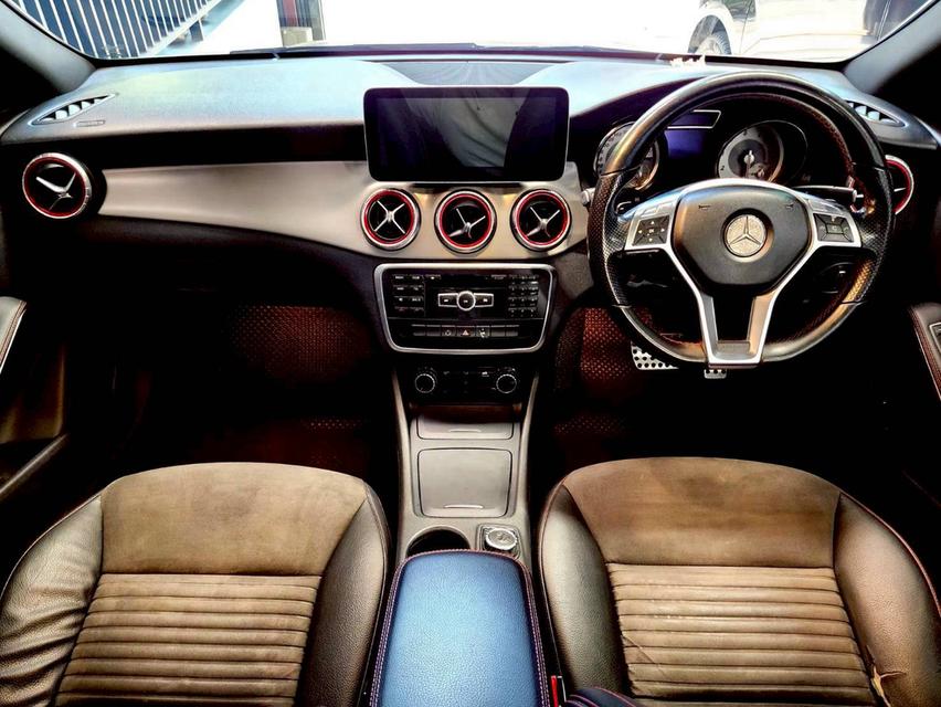 Mercedes Benz CLA 250 Amg Dynamic ปี 2014 จด 2015 ไมล์ 21x,xxx KM. รูปที่ 6