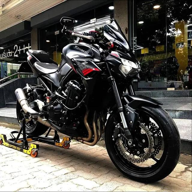 ส่งต่อเครื่องสวยราคาดี Kawasaki Z900 2