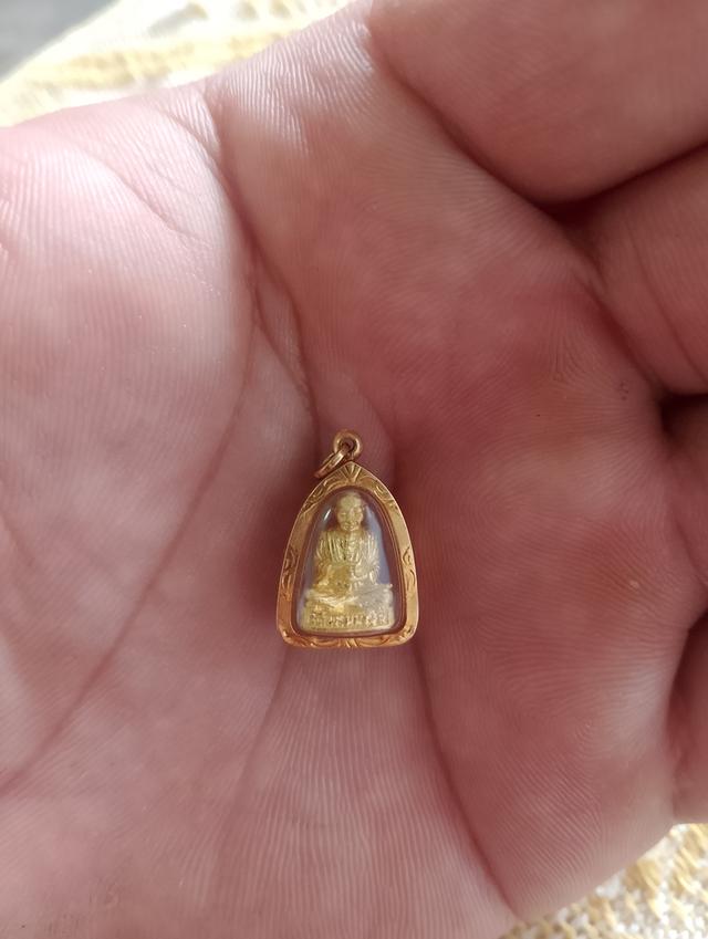 พระพุฒาจารย์โตเนื้อทองคำองค์เล็ก