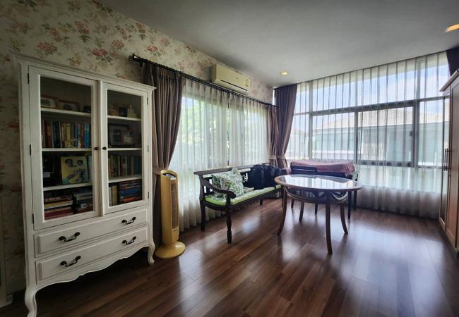 ขายบ้านเดี่ยว หมู่บ้านเศรษฐสิริ ศรีนครินทร์-พระราม 9 เนื้อที่ 79 ตร.ว. 2 ชั้น 4 นอน 4 น้ำ
