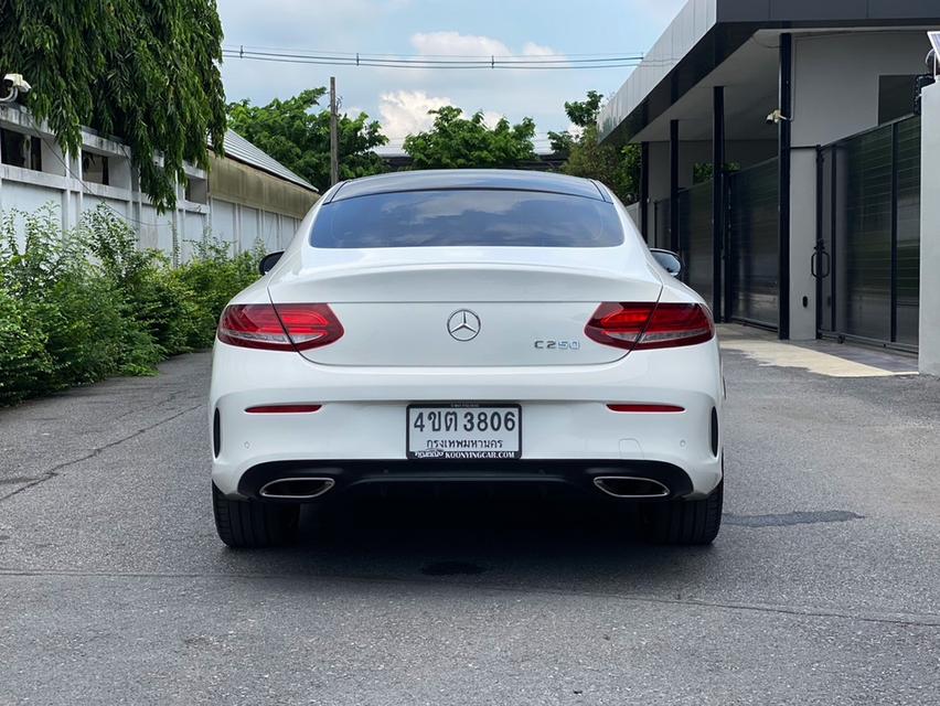 Mercedes Benz C250 Coupe AMG Dynamic (9G-TRONIC) ปี2018 เลขไมล์ 111,xxx km