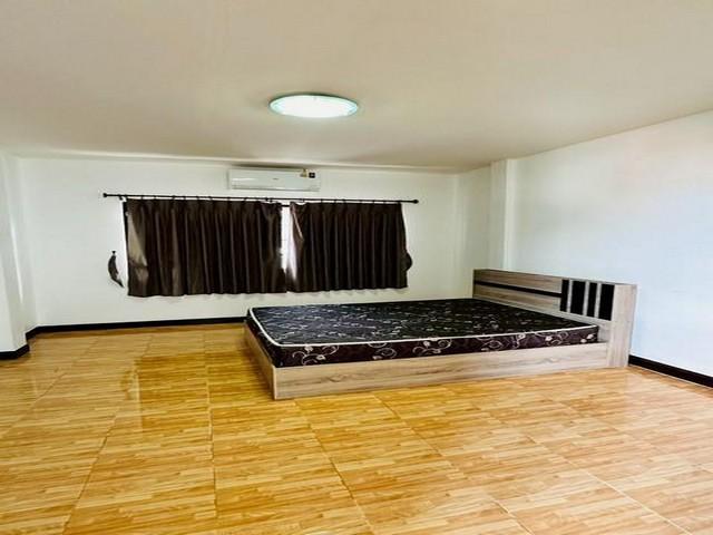 PB5862ขายและให้เช่า ทาวน์โฮม 2.5 ชั้น ซอยสวนสยาม ซอยเสรีไทย 81/2 หมู่บ้าน เกษราคลาสสิคโฮม ใกล้ มอเตอร์เวย์ 15