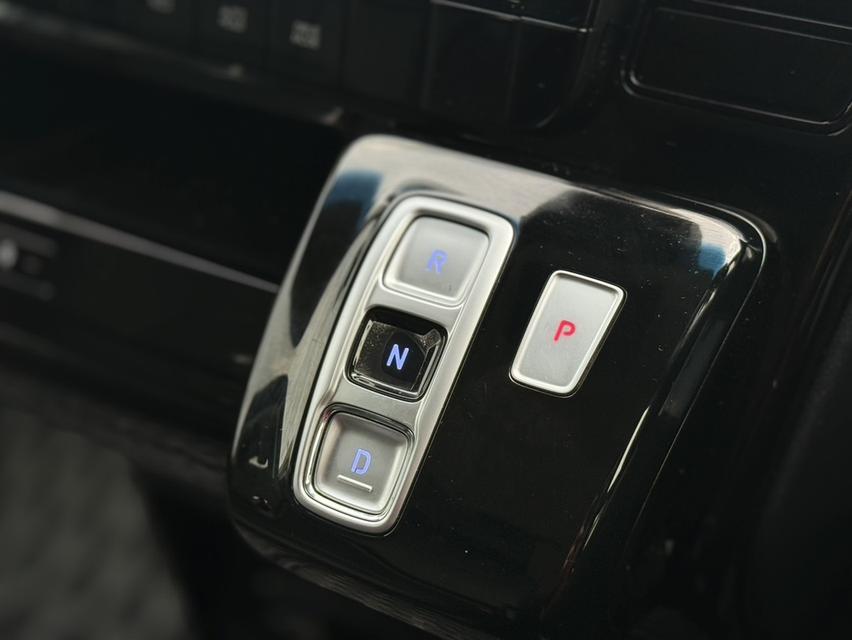 ðĨ HYUNDAI STARIA 2.2 SEL TOP āļāļĩ 2021 āļāļ 2022 ðĨ 10