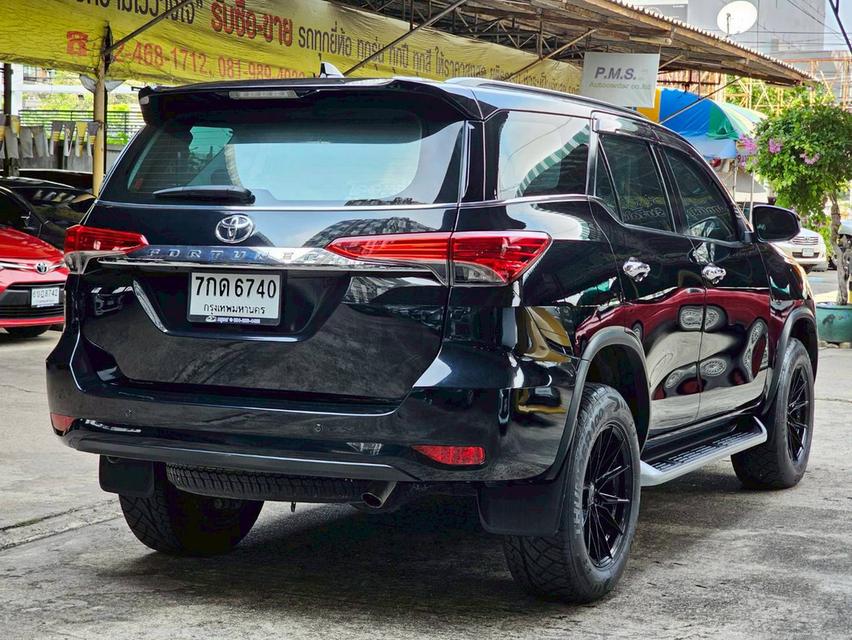 TOYOTA FORTUNER 2.4 V ปี 18 AT 4