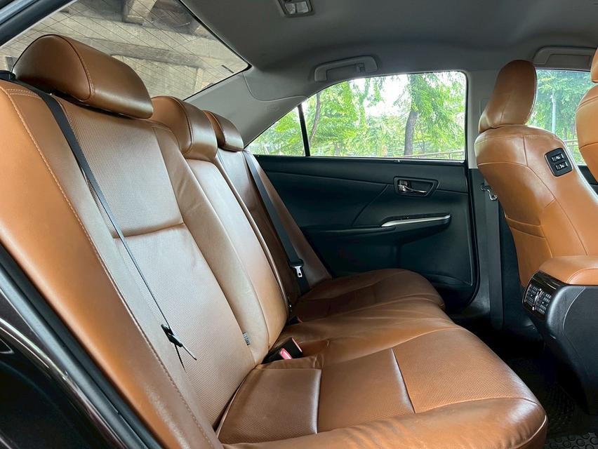 ขาย Toyota Camry 2.0G ปี18 10